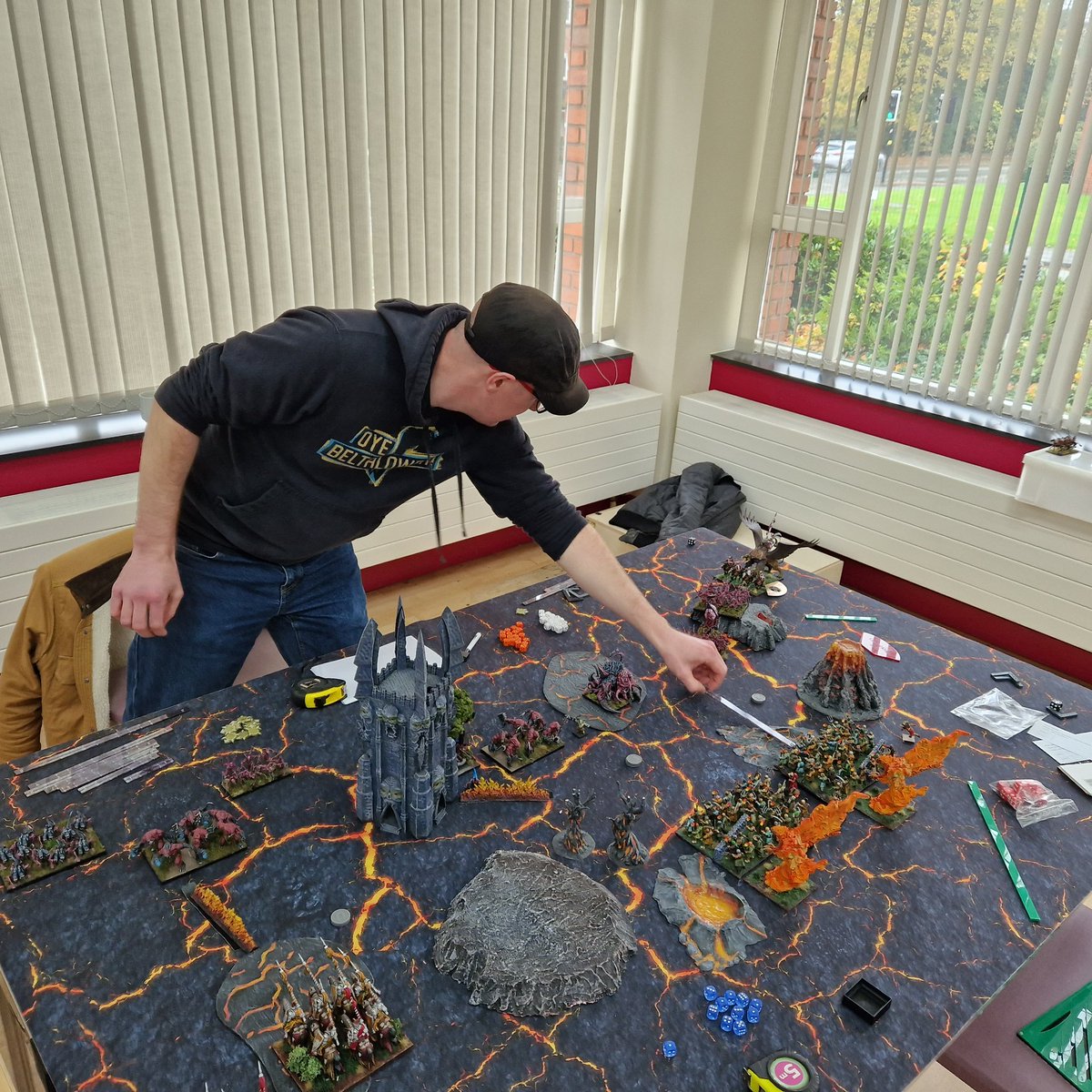 Head to Birmingham for a tournament only to be drawn again hometown hero and regular sparring partner <a href="/Gonders/">Gernel Onders</a>. A barnstorming draw.