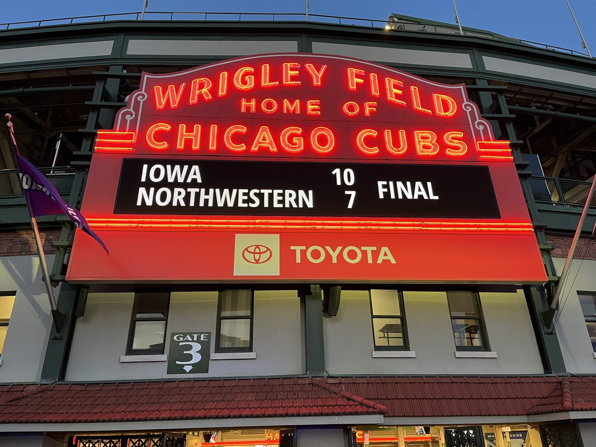 IowaHawtguy tweet media