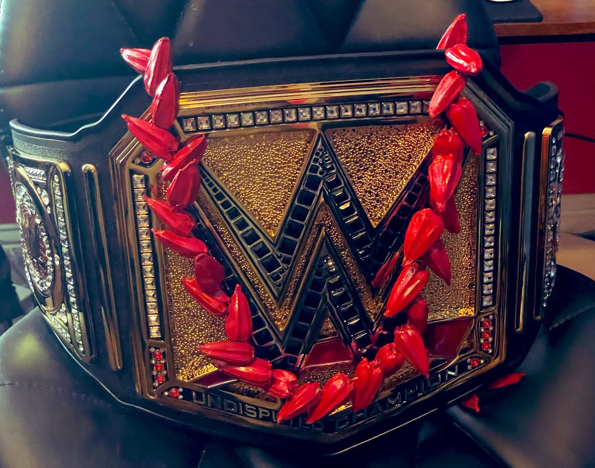 weshlateam's tweet image. ☝🏼☝🏼☝🏼☝🏼☝🏼 @WWERomanReigns #WWECrownJewel #WWECrownJewelML 🙏🏽🙏🏽🙏🏽🙏🏽