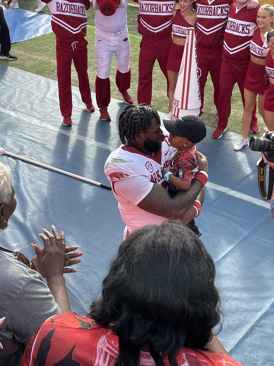 TyeTheGolfGuy's tweet photo. Just a awesome moment between a father and son

@raheim_sanders https://t.co/YhXqKiSziS