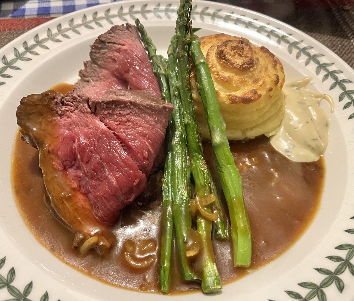 vision69aa's tweet image. #maincourse #Food Homemade Chateaubriand, have a lovely weekend 👋🍷