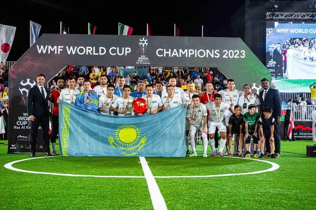 minifootballcom's tweet photo. TOP 3 OF THE WMF WORLD CUP 2023 🤩

🥇 Romania
🥈 Kazakhstan
🥉 Hungary

#visitrasalkhaimah #rasalkhaimah #WMF2023 #minifootball #WMFWC2023 #homeforeverydaylegends #minifootballworldcup https://t.co/vF4FuWQ0xu