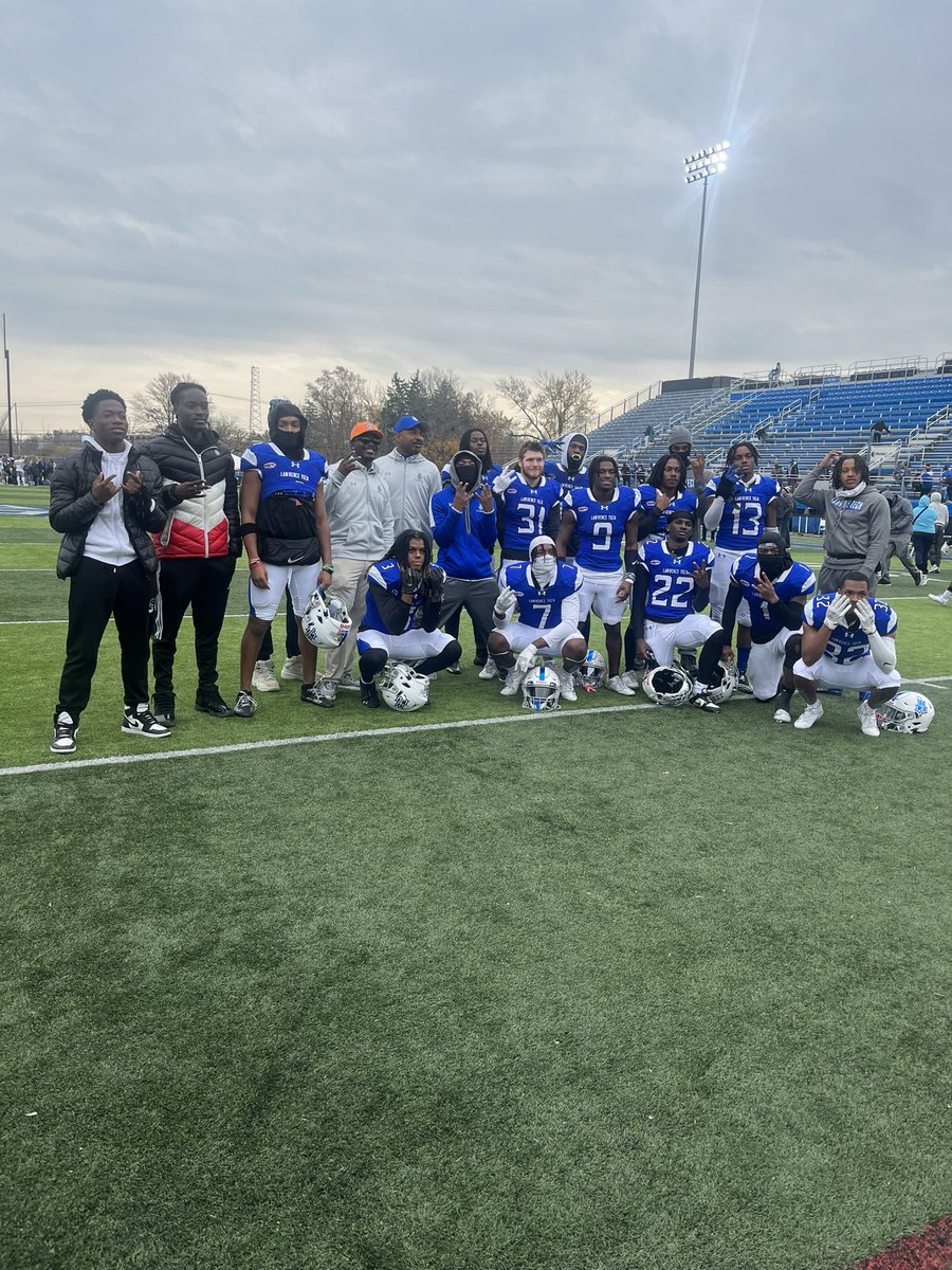 LavanMack's tweet image. DBLOCK💙 @LawrenceTechU @T_Wilson11