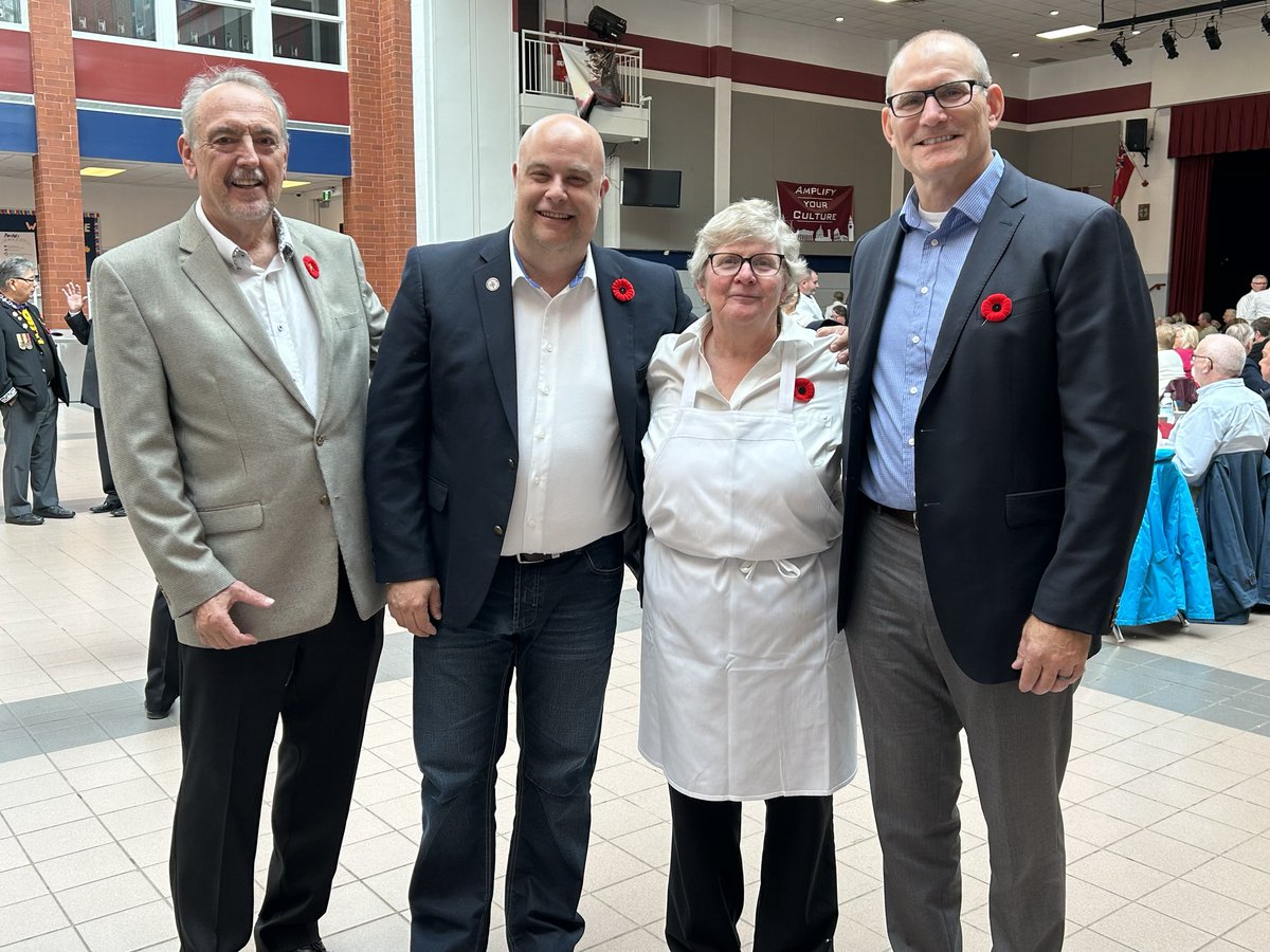 Great day at thank-a-vet with our good friend ⁦@CarolAnnSloat⁩ thank you to everyone that made this day possible - lest we forget ⁦@bhncdsb⁩ ⁦@mikemcdonald11⁩ ⁦@bill_chopp⁩