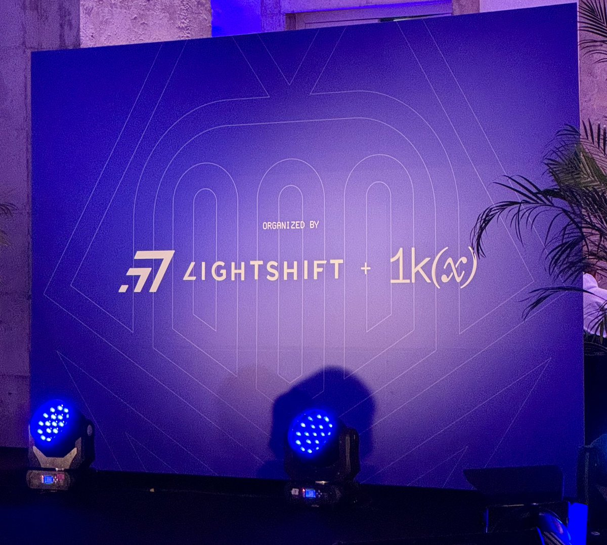 Thanks to our friends over at <a href="/Lightshift_xyz/">Lightshift</a> for organising this fantastic hackathon 🚀🇵🇹 Our founding partner is available 24/7 for any mentoring <a href="/ETHLisbon/">ETHLisbon 🇵🇹</a> 🫡