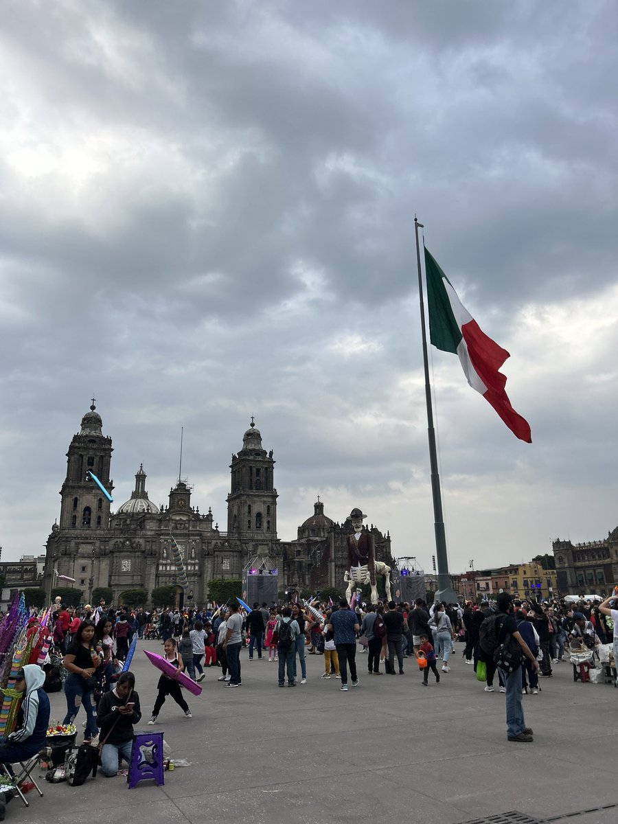 VERONICABASA's tweet photo. Mexico my love https://t.co/SYd0Iv2XiX
