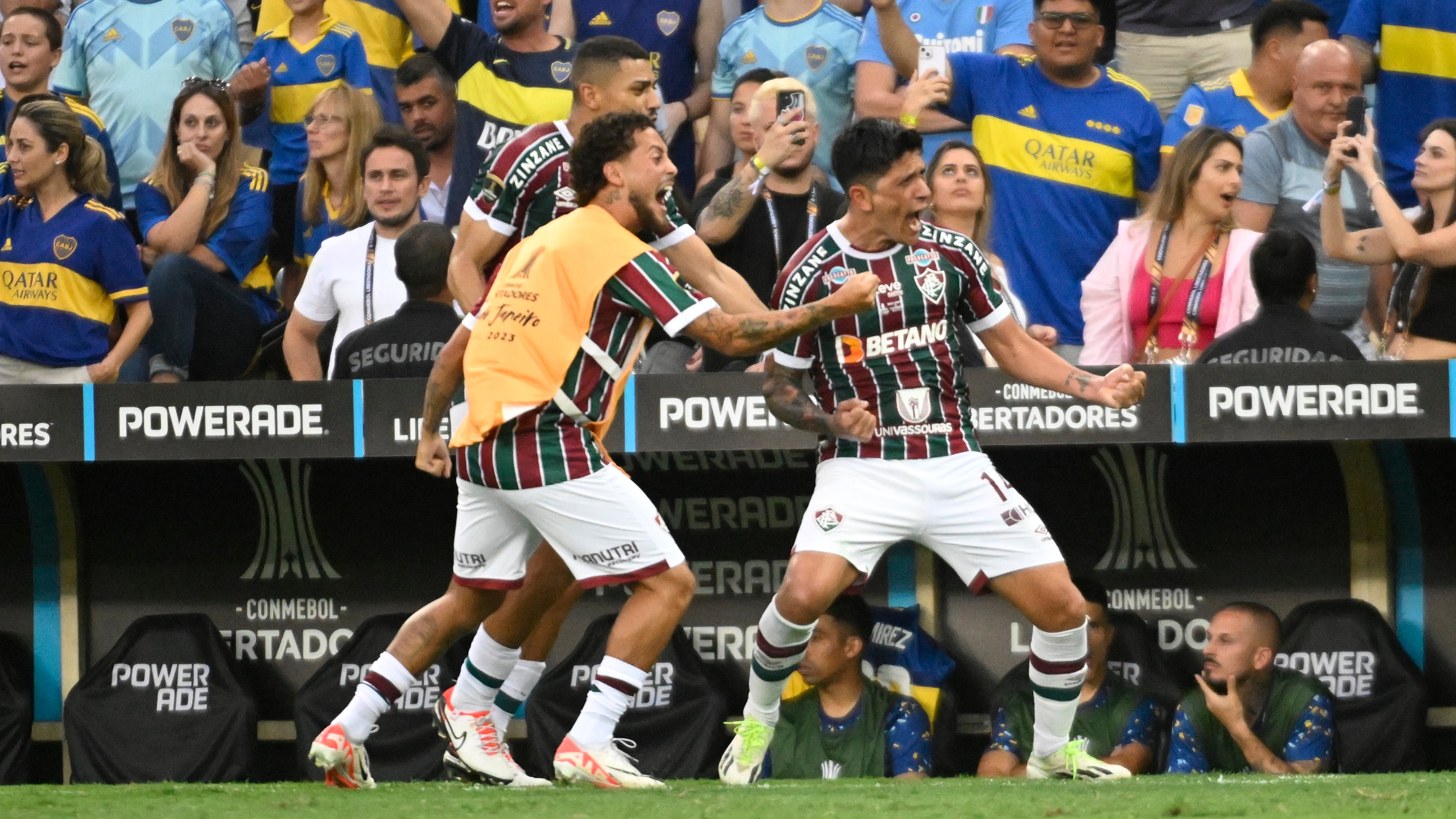 F-HixKYXwAACQ6U?format=jpg&name=4096x409