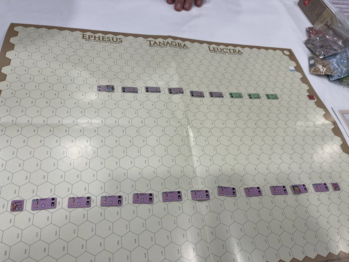 lozan_javi's tweet image. Ahora si que si. 
Empieza lo bueno #GBoH #Hoplite 
@gmtgames