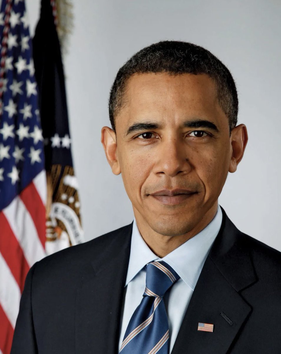 AZ_Brittney's tweet image. 15 years ago today, Barack Obama was elected the 44th president of the United States! 

Drop a 💙 and Repost if you miss the Obama years!