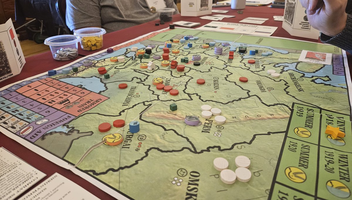 DanThurot's tweet image. Hammer and Sickle! #SDHistCon