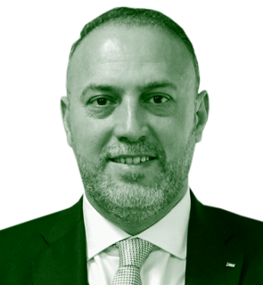 arabnews's tweet photo. #MediaPowerList: Palestinian diplomat, academic & head of the PLO’s Mission to the UK @hzomlot is among the most influential voices advocating for #Palestine | https://t.co/H5sAlrYh6f https://t.co/bCqP2lIsTW
