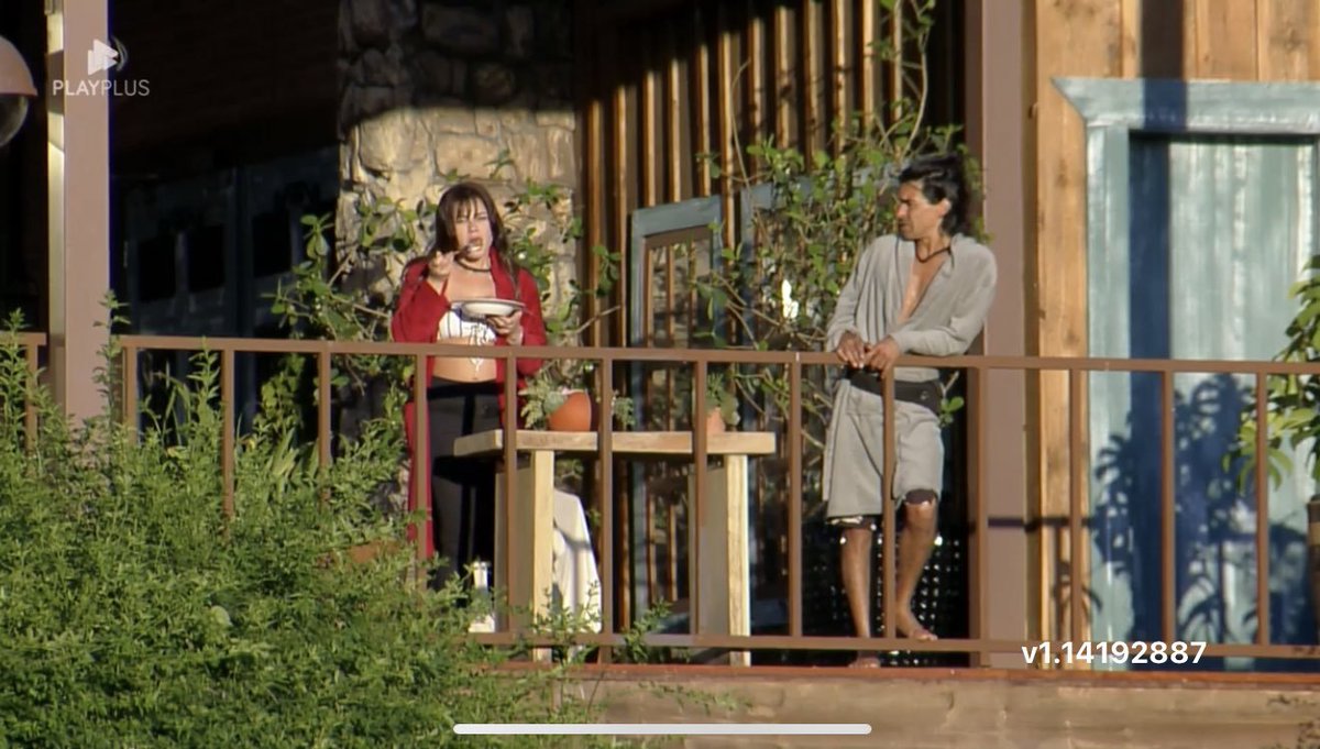 DmChristina's tweet photo. André caindo na roça, me comprometo em ajudá-lo! Ele faz muito bem pra Nadja 🤧🥺 #AFazenda #Nadr https://t.co/Ti6BPVBikZ