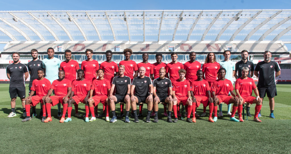 DFCO_Officiel's tweet photo. 𝐍𝐚𝐭𝐢𝐨𝐧𝐚𝐥 𝟑 : 𝐥𝐞 𝐃𝐅𝐂𝐎 𝐜𝐨𝐧𝐟𝐨𝐫𝐭𝐞 𝐬𝐨𝐧 𝐟𝐚𝐮𝐭𝐞𝐮𝐢𝐥 𝐝𝐞 𝐥𝐞𝐚𝐝𝐞𝐫 𝐚̀ 𝐂𝐨𝐬𝐧𝐞-𝐬𝐮𝐫-𝐋𝐨𝐢𝐫𝐞 (𝟏-𝟑) !

Les hommes de Christophe Point ont enchaîné un 4e succès consécutif ! 

+ d'infos et buteurs ➡️ https://t.co/9YjwNdeQ9o

#FormationDFCO https://t.co/M0acnCPMKr