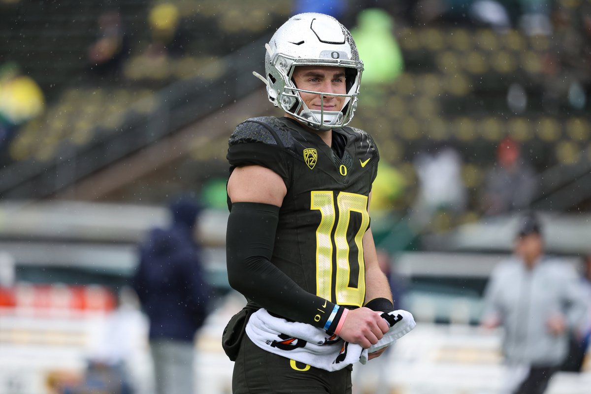 Oregon Football tweet media