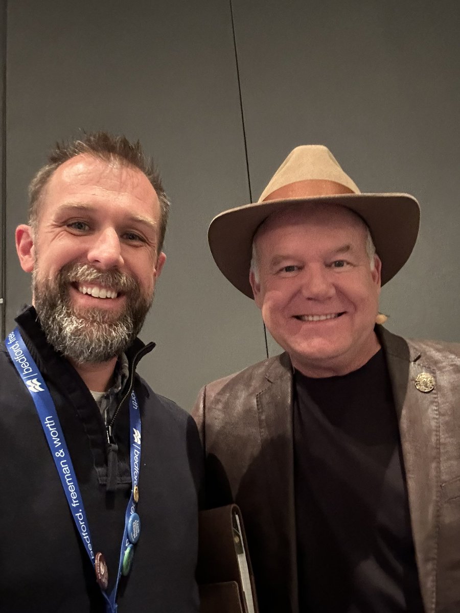 Amazing to hear about the Age of Exploration and amazing discoveries with @LeeRberger And thanks for the selfie! #NABT2023