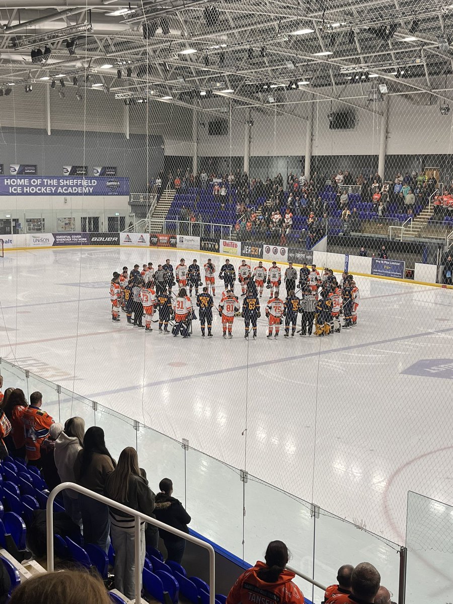 That was so much more than just going to watch a <a href="/Raiders_IHC/">Romford Raiders</a> game - it was hockey family together 💛💙🏒 Olivia laid her picture she drew for #47 Adam Johnson from the Gold &amp; Blue Army with the flowers at Sheffield Arena.