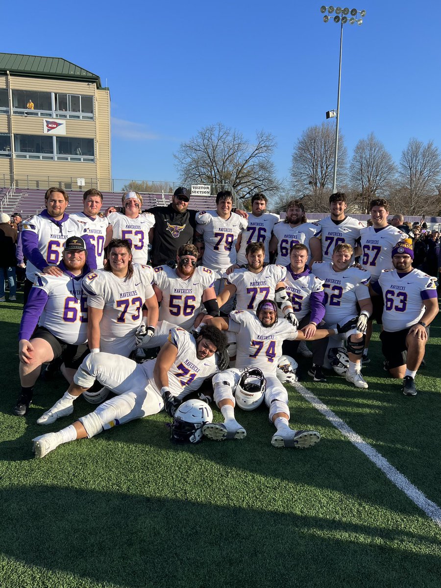 Very proud of these boys and the effort they put forth all week. 1-0 and on to the last regular season game for a conference championship! 🤘🏽😈 #MavHOGs