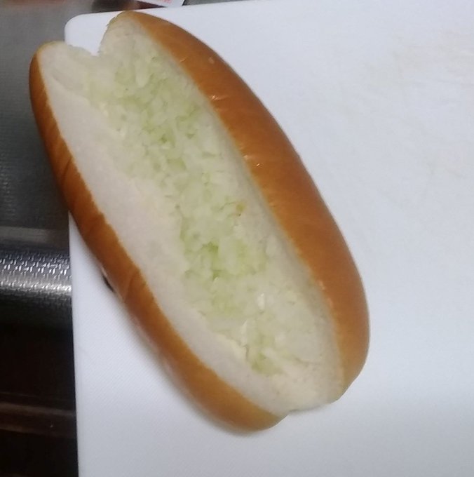 「たまねぎのみじん切り!
 レンチンで温めた大きいアレ!
 適当にぶっかけたタレ!

 食戟よ!
 ……いや、勝ち目は無いわね。自分は美味しいけど」 