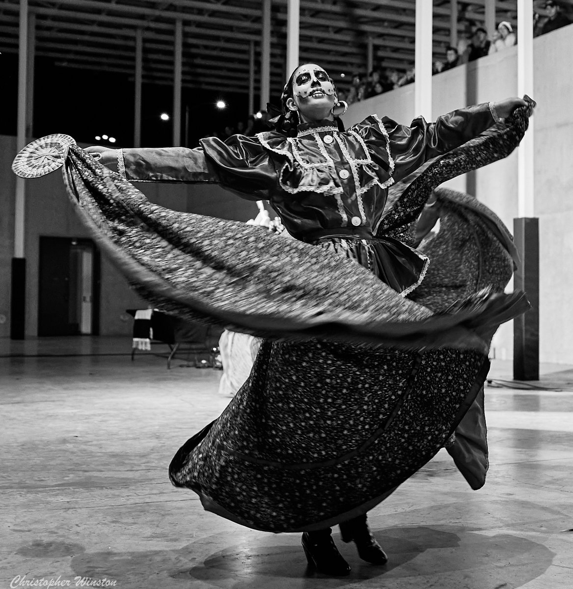 cdw21's tweet photo. #DíaDeLosMuertos #WaterlooPark #AustinTexas #canon #dancers #dancing #culture #austinlife #visitaustin #familyfun #austinparks #bnw #blackandwhitephotography #bnwphotography https://t.co/PElwiMo234