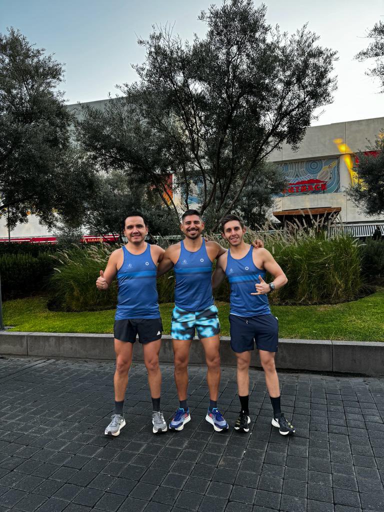 Maraton_Gdl's tweet image. Con gran expectativa se llevó a cabo por parte de @adidasmx el #shakeoutrun Guadalajara. Increíble experiencia la que se vivió hoy .🎽🥇🎉