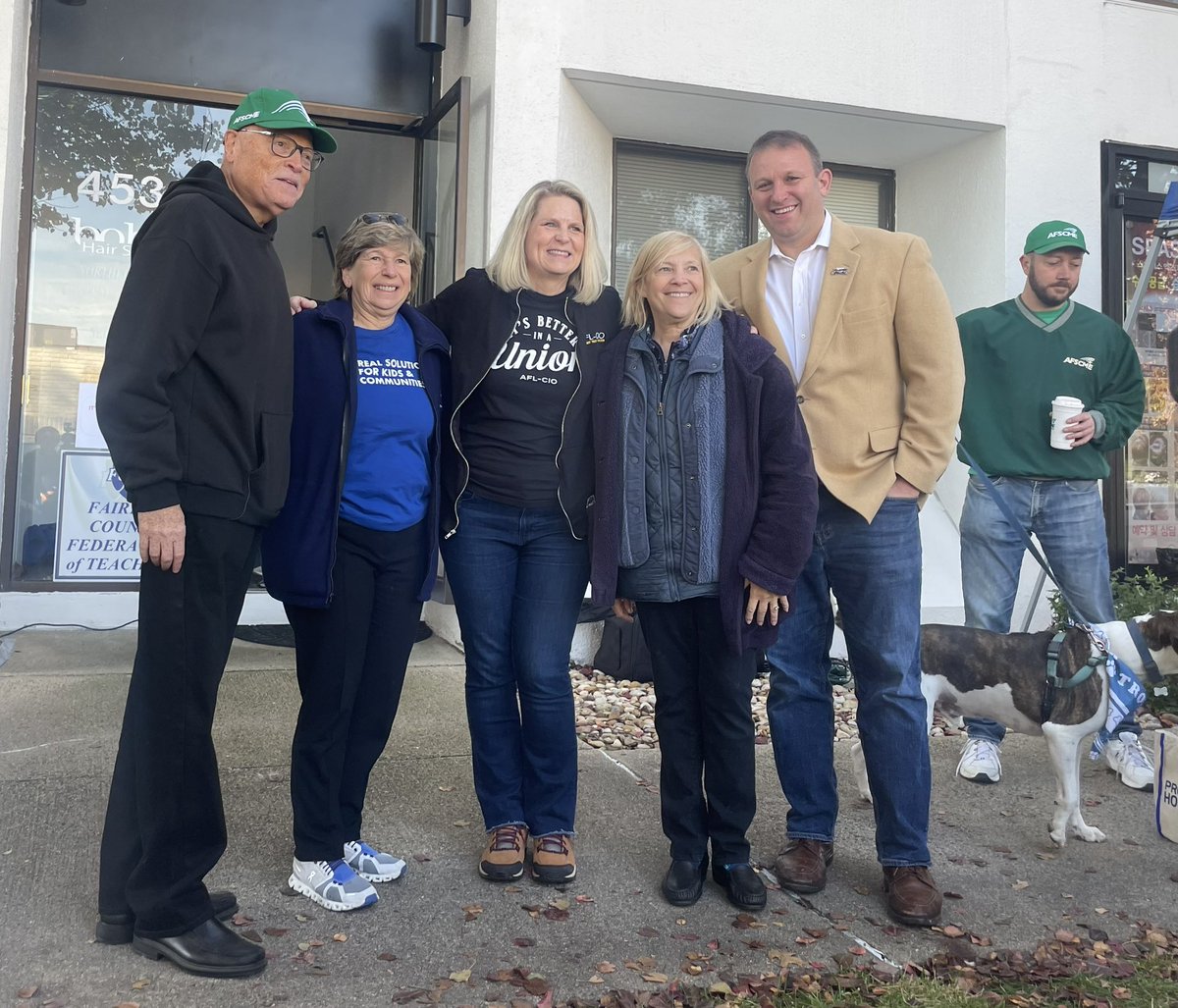 AdeleMcClure_'s tweet photo. First stop of the day was spent with @AFSCME workers, President Lee Saunders, President @rweingarten, and @va_labor leaders for a rally and canvass to help protect the Virginia Senate and flip the House of Delegates to a pro-worker majority!
#GOTVweekend https://t.co/gRKXAGnQK9