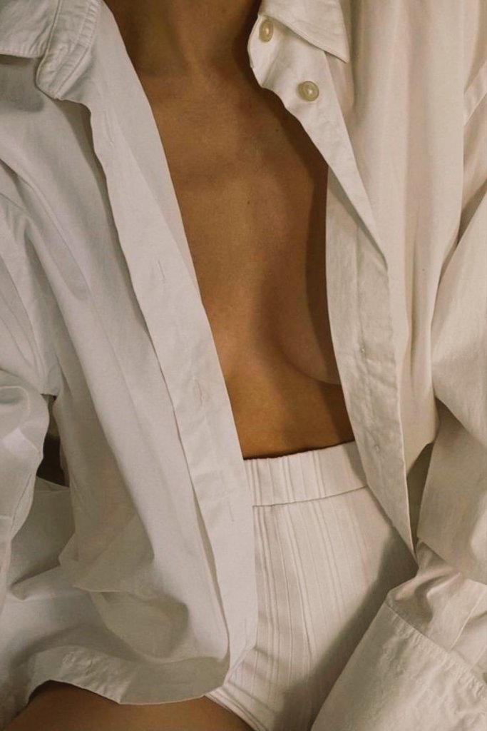Sexy , sensual, sexual... no sé, pero le gusta.