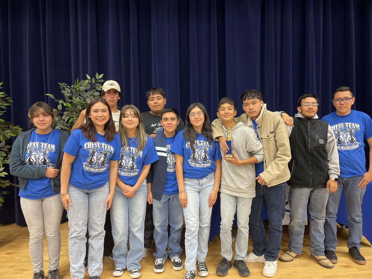 RgutierrezChgo's tweet image. 2nd place in the Clint High School Invitational  #ChessTeam #ClintFamily