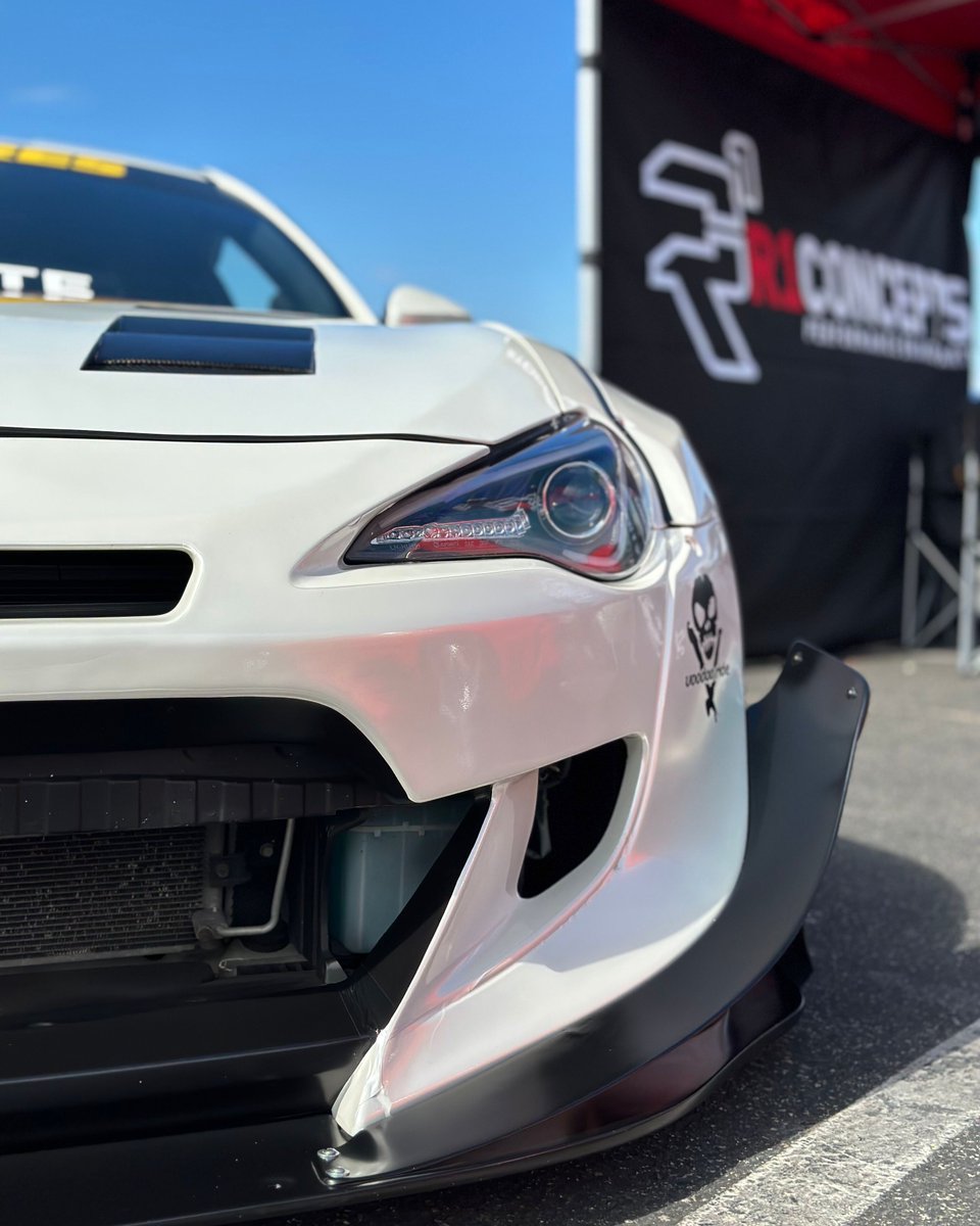 Hard parked and ready to rumble @zenki_9l.

☝ Click Link In Bio To Learn More ☝

#STOPPINGTHEWORLD #R1concepts #teamR1
#toyota #gt86 #frs #widebody #trd #toyotaracingdevelopment #bagged #showcar #9livery