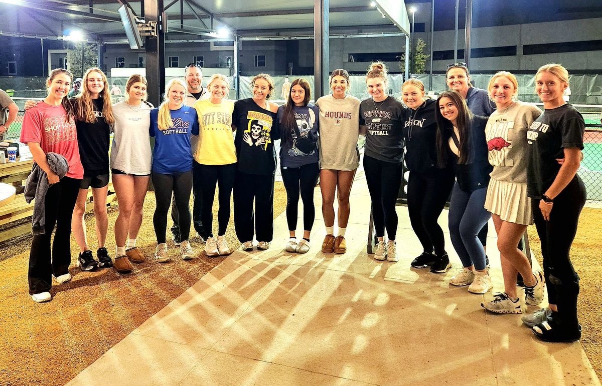 VisionGold18U (@visionarkansas) on Twitter photo Went 3-0 to secure 1st place in our pool today! Celebrated with a night at <a href="/ChickenNPickle/">Chicken N Pickle®</a>! Ready to go into bracket play at 9:45 Sunday! <a href="/FastpitchVision/">Vision Fastpitch</a> Went 3-0 to secure 1st place in our pool today! Celebrated with a night at <a href="/ChickenNPickle/">Chicken N Pickle®</a>! Ready to go into bracket play at 9:45 Sunday! <a href="/FastpitchVision/">Vision Fastpitch</a>