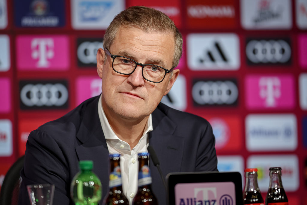 🔴 Bayern are planning to add at least two new players in January, if they can find right opportunities on the market.

Club CEO Dressen: "If we consider necessary to strengthen in some positions, we will do so. We already have a top quality squad".