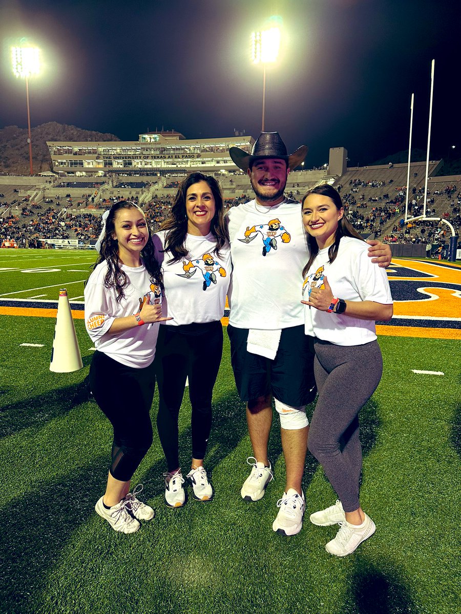 #Reppin’ #THEDISTRICT with @UTEPCheer at the Miner Homecoming game! Former cheerleaders that now teach @phsmats, @EastwoodKnolls, and @BAMS_GLopez. #AlumniCheer
