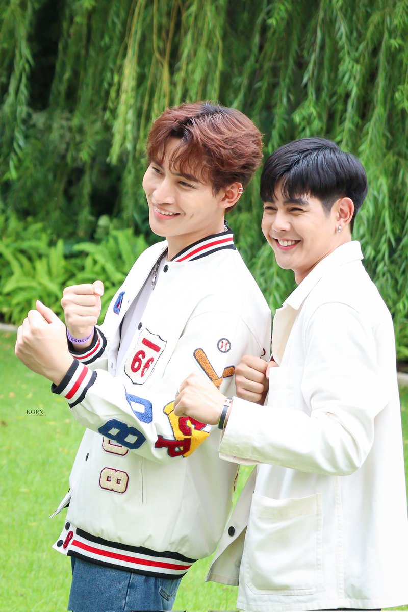 KornSwc's tweet image. ยิ้มหวานสดใสยกกำลังสองเลย น่ารักกกกกกกกกก 🌞✨️
#OhmThitiwat #โอห์มไง
#SnapProject #SnapOfficialTH