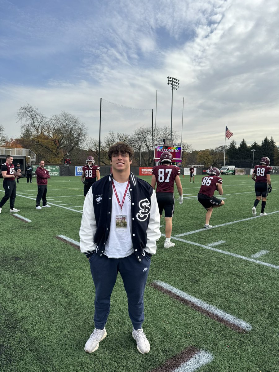 Had a great day watching <a href="/FORDHAMFOOTBALL/">Fordham Football</a> catch a dub! Appreciate the invite <a href="/_CoachBurns/">𝗖𝗢𝗥𝗘𝗬 𝗕𝗨𝗥𝗡𝗦</a> 
<a href="/coachgant14/">Allen Gant Sr.</a> <a href="/Coach_Conlin/">Joe Conlin</a>
