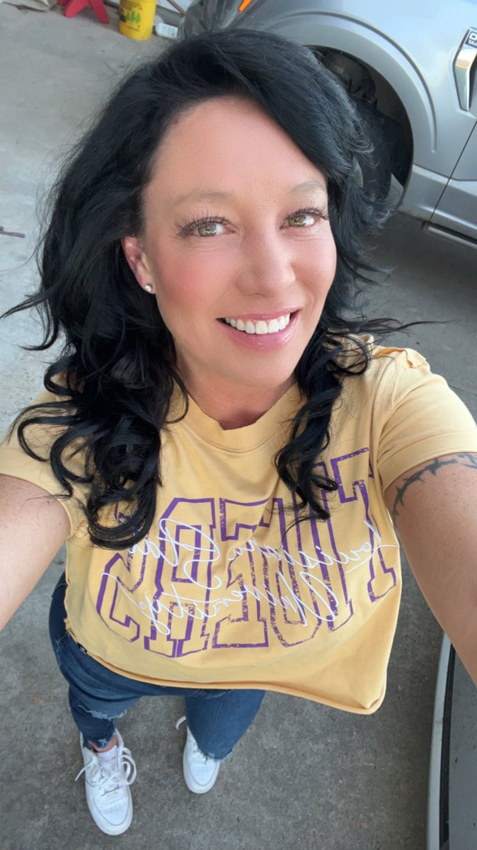 Jean Day Friday…. A day late.. 
Forgive me… I Was celebrating my birthday yesterday. 46 🎉