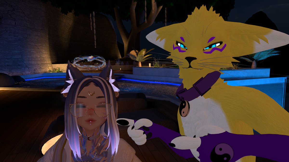 spending time with old besty in #vrchat