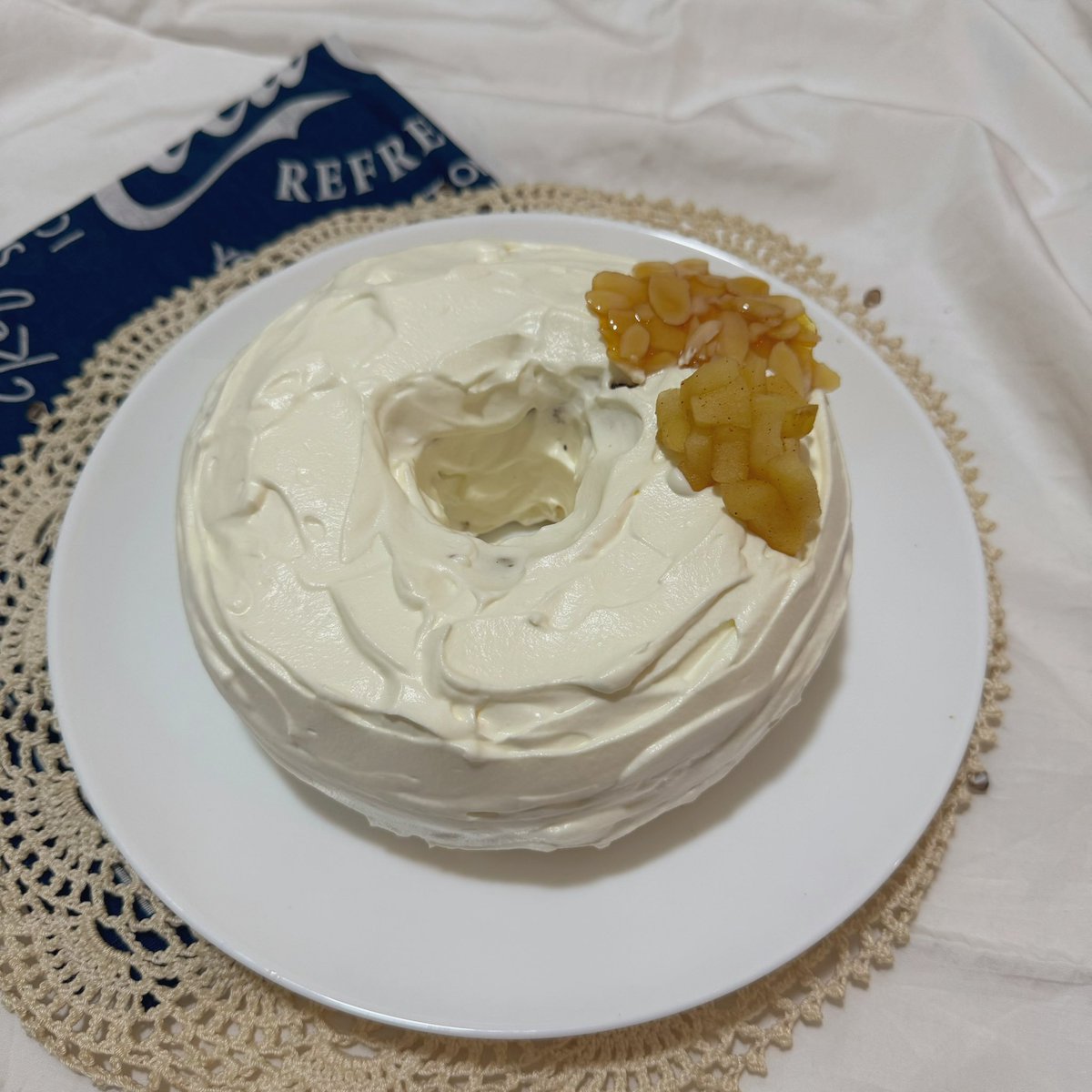 e_sh_sn's tweet photo. 𝐖𝐚𝐭𝐚𝐧𝐚𝐛𝐞 𝐒𝐡𝐨𝐭𝐚.ᐟ.ᐟ

届きますように🕊 ͗ ͗𓂃💙

今年も🍎にしたよ🎂

#渡辺翔太誕生祭 https://t.co/EduGTGXn2a