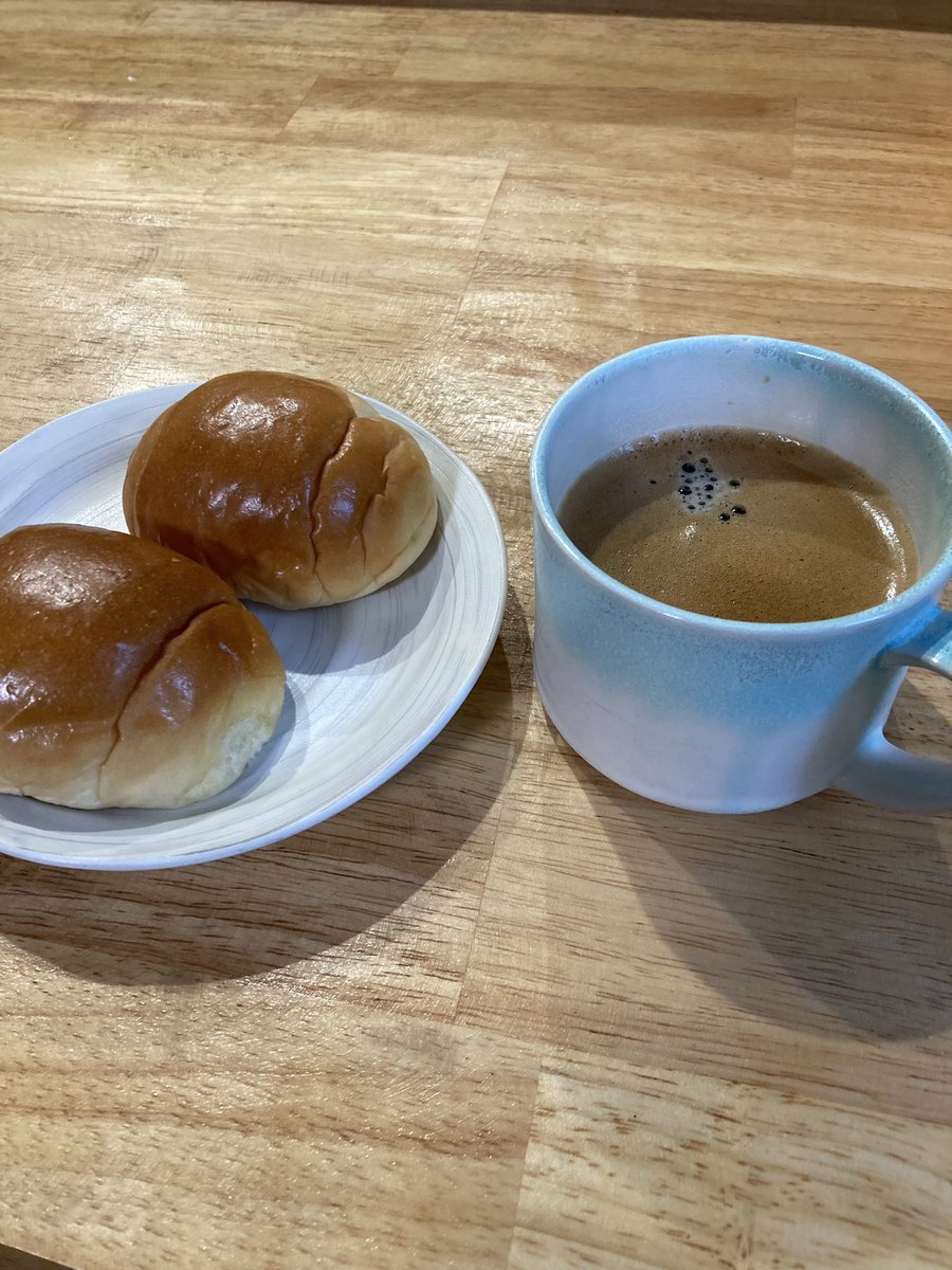 shirousagi_77's tweet photo. 「#HEAL3」 and 「#healthychallenge」
朝散歩から朝食。朝はいつもパンとコーヒー。健康かどうかはわかりません🤔
#AstarNetwork https://t.co/mXS9wE3K0P