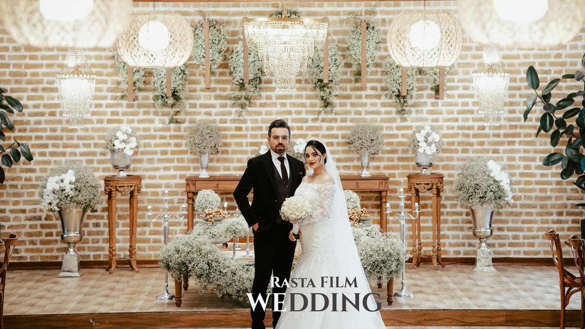 HatamiHatamian's tweet image. اجرای زیبای و دل انگیز آهنگ  گل محمد علیزاده توسط داماد برای عروس #weddi... youtu.be/lrTZpiF18CE?si… via @YouTube