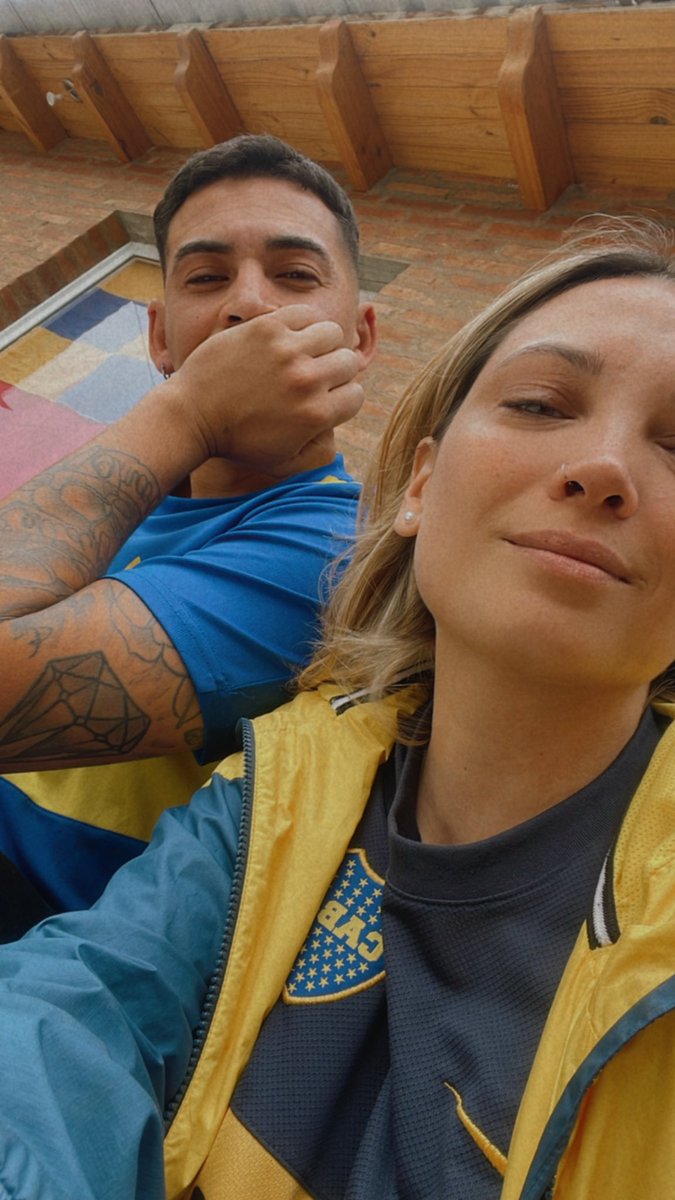 En las malas muchos más <a href="/leaanaveda/">Lea Naveda</a> 💙💛
