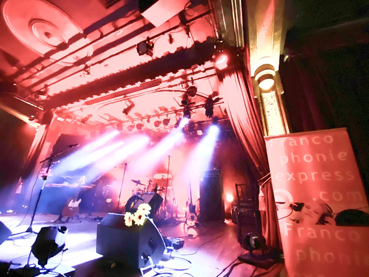 Francophonie Express (@francoexpress) on Twitter photo On vous attend <a href="/cabaretliondor/">Cabaret Lion d'Or</a> pour la soirée Francophonie Express au festival Coup de cœur francophone 🎉 On vous attend <a href="/cabaretliondor/">Cabaret Lion d'Or</a> pour la soirée Francophonie Express au festival Coup de cœur francophone 🎉