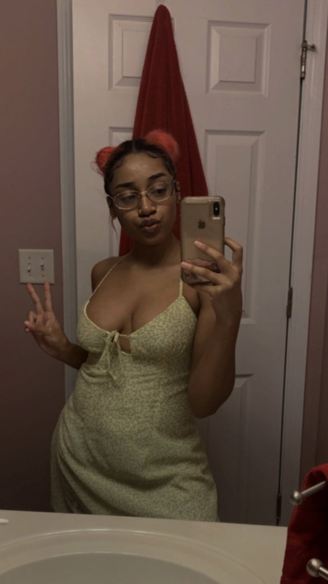 cxltea's tweet image. love me like you’ll never let me go 🧚🏽‍♀️