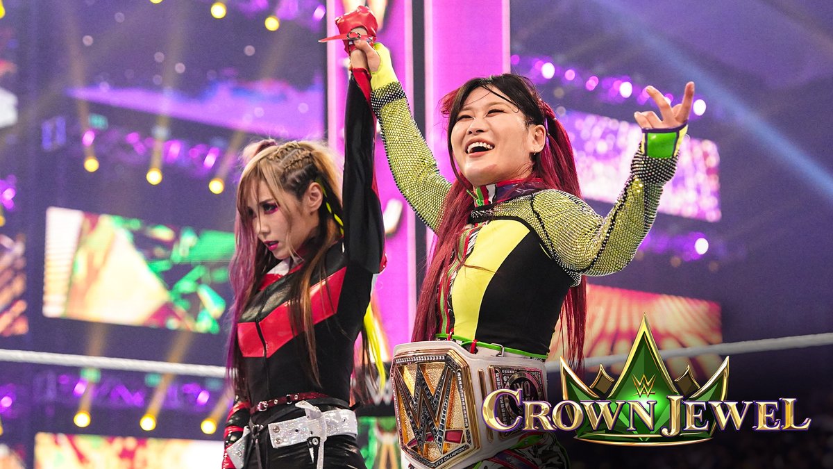 WWE tweet media