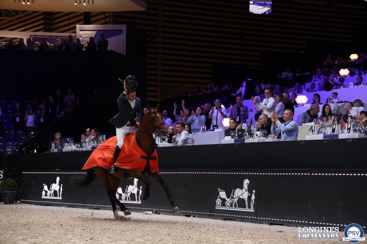 Isabelle Barnel ✨ tweet media