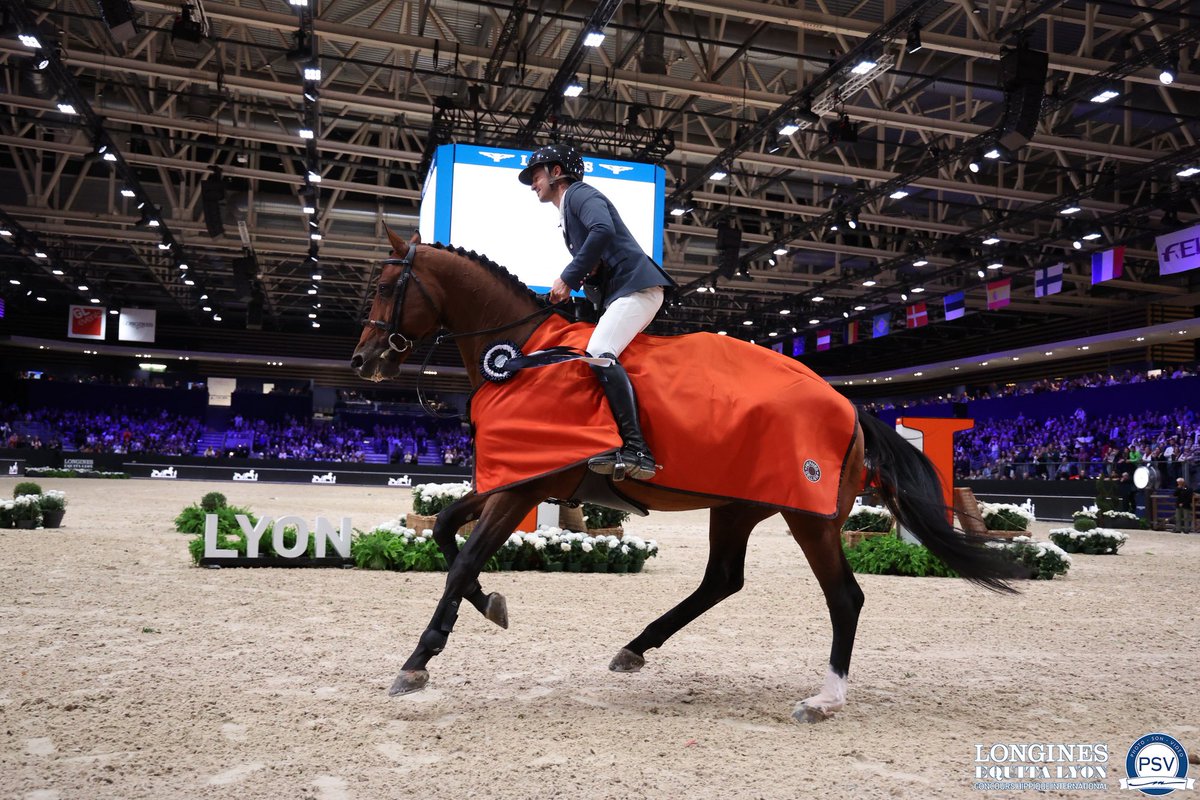 Isabelle Barnel ✨ tweet media