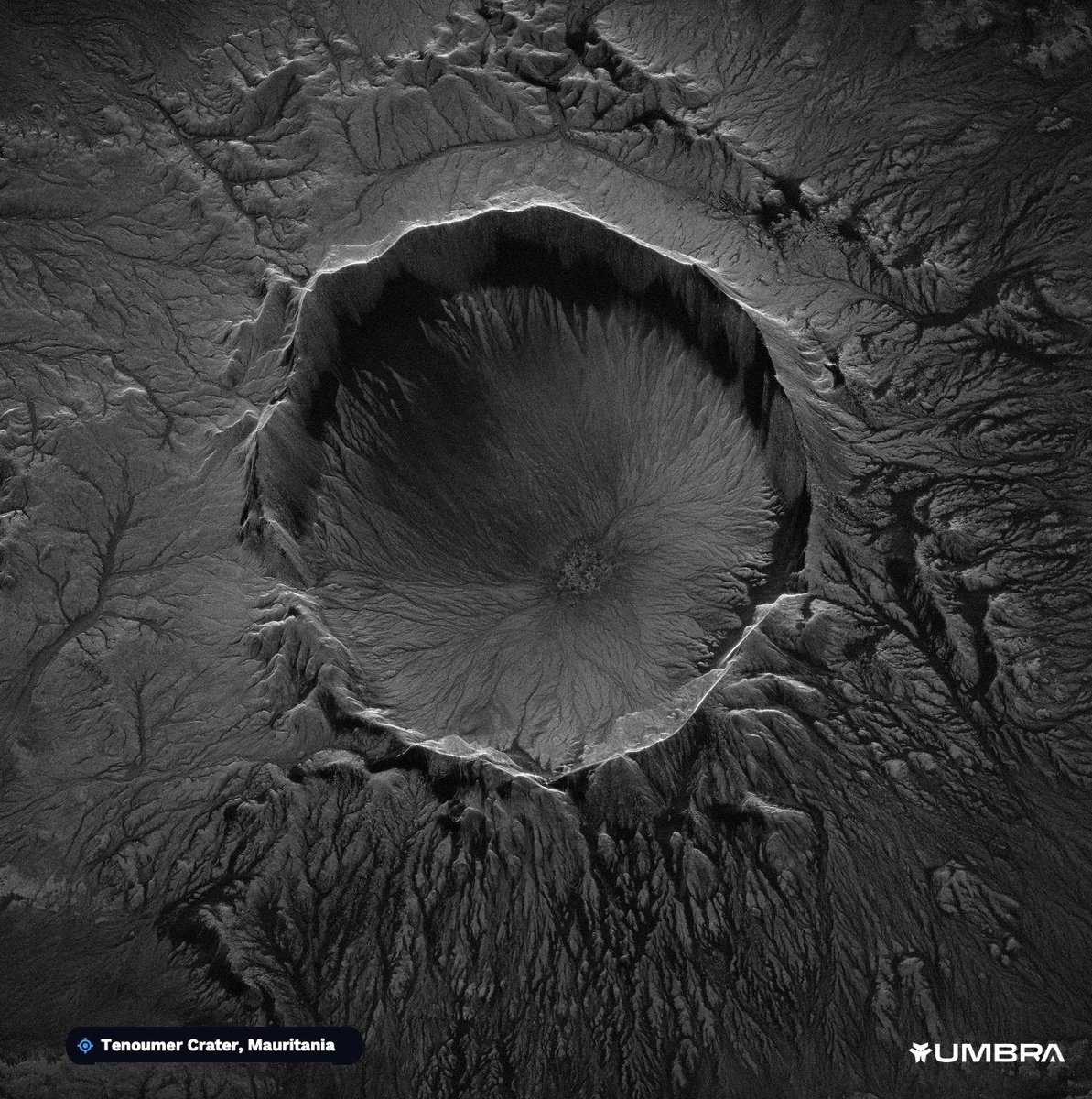 dominocielo's tweet photo. Tenoumer impact crater in Mauritania https://t.co/i0oOMYyt7e