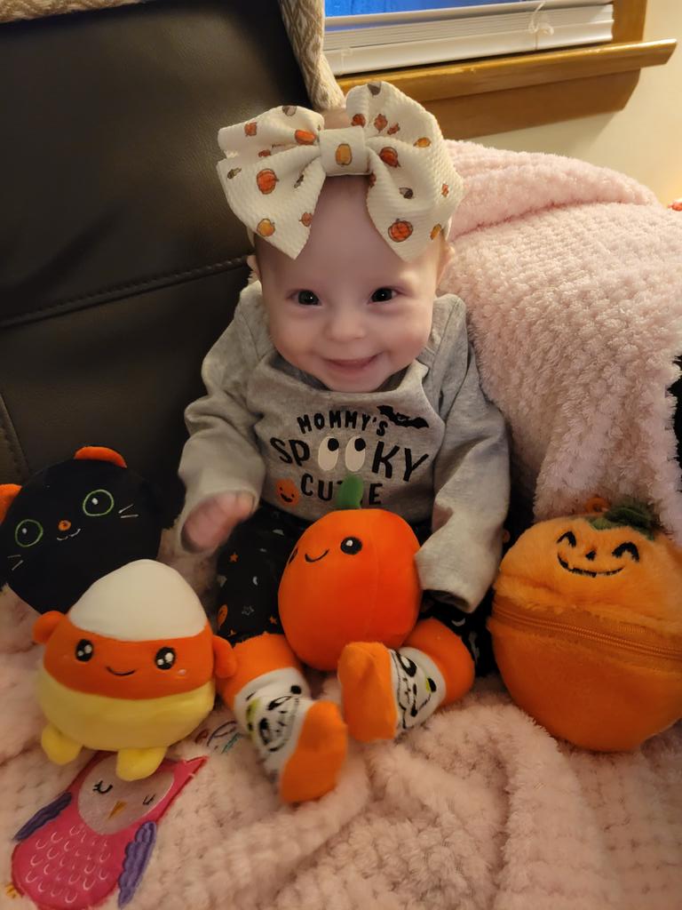 This little cutie has the biggest fascination for <a href="/jamessbutler20/">James Butler</a> since the first game she was able to watch 1 week old. Lets make this little ones first time being a ticat fan a reality to meet JB!! She stops and watches him and follows him on tv.