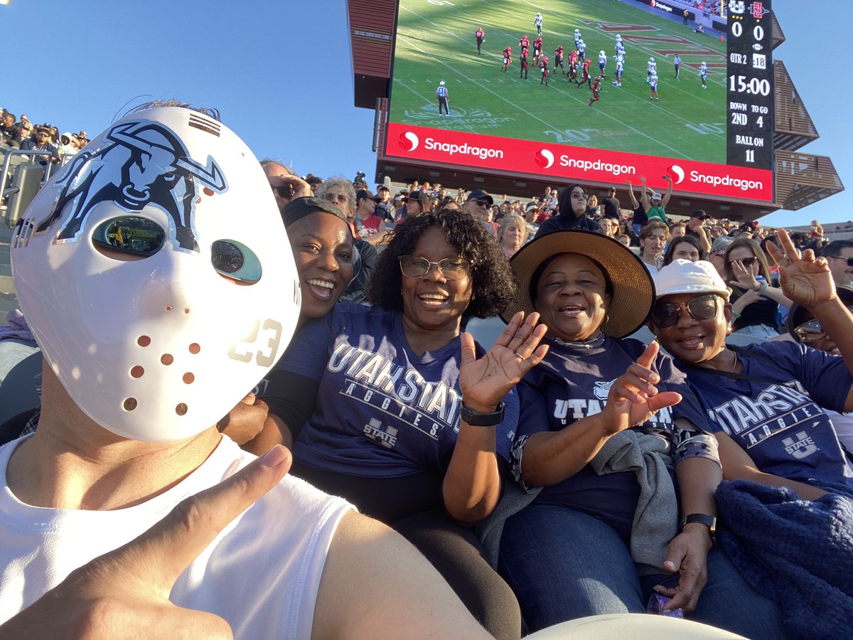 UsuMask's tweet photo. @USUFootball @michaelanyanwu8 !!!!!! https://t.co/A2PNXITXj3