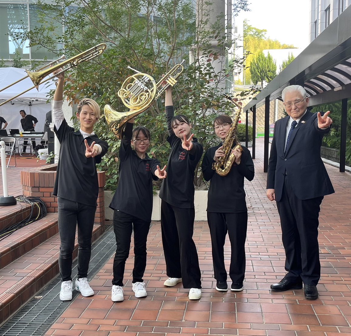 sojobrass's tweet photo. 見に来てくださった皆様ありがとうございました❤︎
来年も、またよろしくお願いします🙌🏻 https://t.co/DbzW0Y9dpA
