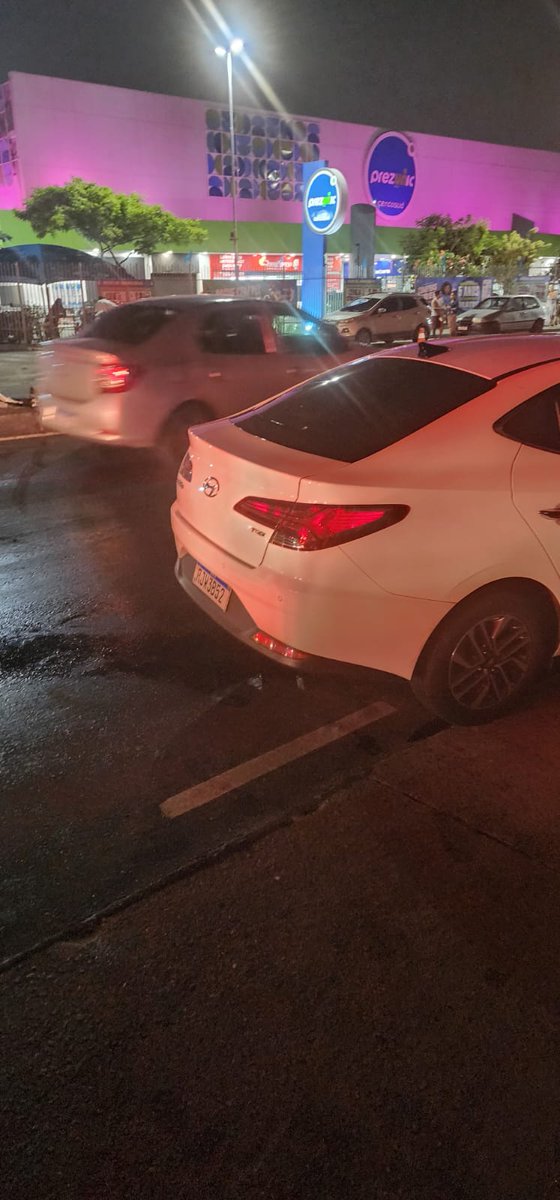 sulacapnews's tweet photo. MALLET | Grave acidente na Marechal Fontenelle, altura do Prezunic. Sem mais informações, por enquanto.
#SulacapNews #sulacap #jardimsulacap #valqueire #magalhaesbastos #realengo #zonaoeste https://t.co/7ryNl54dWn