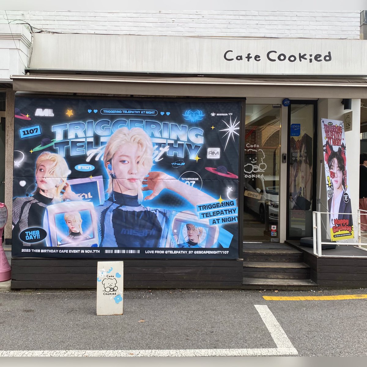 thepresent1116's tweet photo. 귀염뽀짝코너에 홀려서
폭풍사진찍기💎
#세븐틴 #SEVENTEEN #명호생카 #디에잇생카
#TriggeringTelepathyatNight
#밤에_THE8_심전감응
#디에잇 #THE8 #서명호 #ミンハオ #카페쿠키드 https://t.co/8oKmt3x7VH